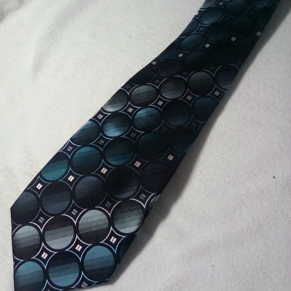 CONCEPT BY CLAIBORNE 100% Silk Men's Tie - Picture 4 of 4